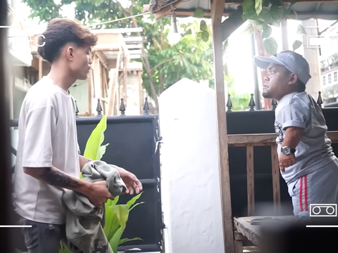 Anaknya Bertato, Ucok Baba Ngamuk Sampai Lempar Botol 'Ya Ampun Kok Kamu Ditato-tato Gitu sih'