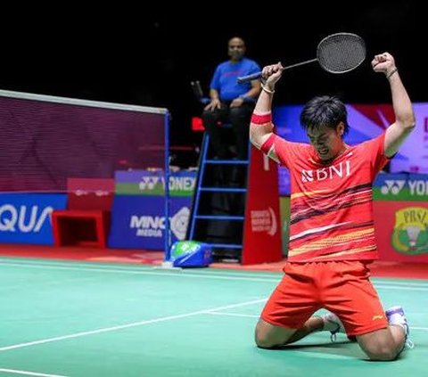 FOTO: Keharuan Daniel Martin Jadi Juara Indonesia Masters 2024 Bersama Leo Carnando Usai Tekuk Pasangan Denmark