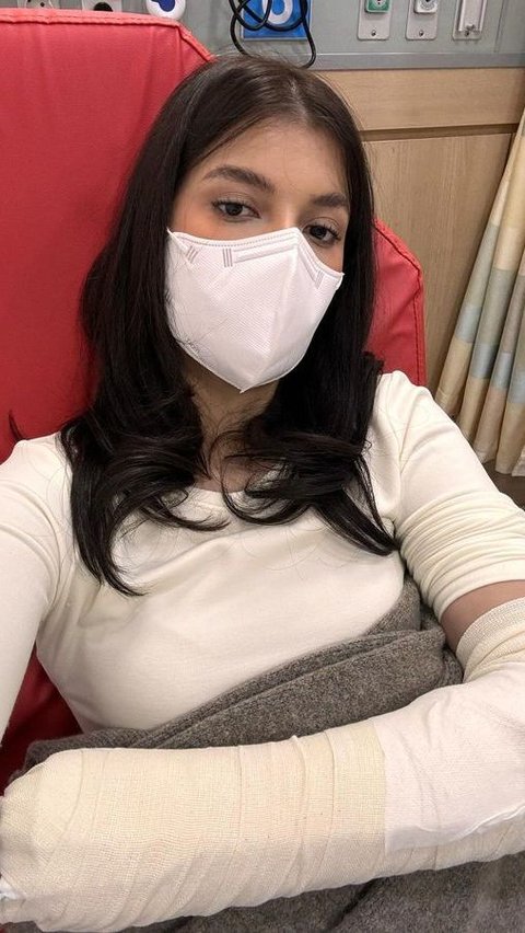 Kronologi Sabrina Chairunnisa Istri Deddy Corbuzier Alami Retak Tulang saat Liburan di Korea Selatan Hingga Dibawa ke Rumah Sakit