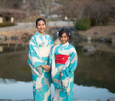 Super Cute, Happy Salma and Her Daughter's Cosplay as Japanese Women