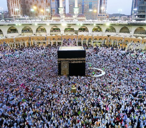 The Saudi Government Allows Marriage Contracts at Masjid al-Haram and Masjid Nabawi, This Regulation is Important to Note