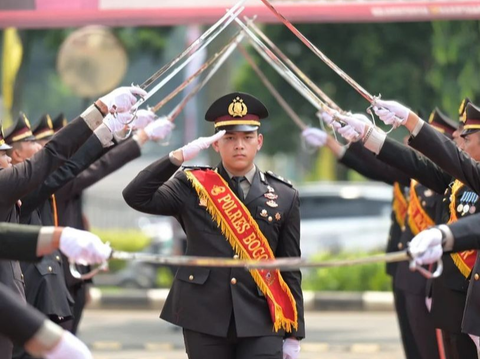 Putra Eks Kasau Tepis Sukses jadi Perwira Polisi karena Anak Jenderal 'Menjadi Perintis Lebih Gagah dari Pewaris'