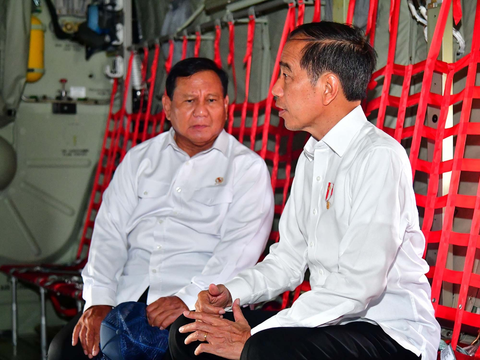 Prabowo hints at people who don't understand Jokowi's strategy: They claim to be smart