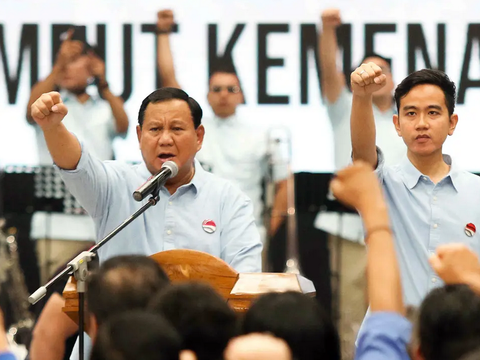 Prabowo hints at people who don't understand Jokowi's strategy: They claim to be smart