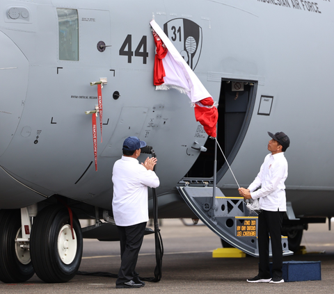 Hadapi Disrupsi Teknologi, Jokowi Minta Akmil Kuasai Sains hingga Engineering