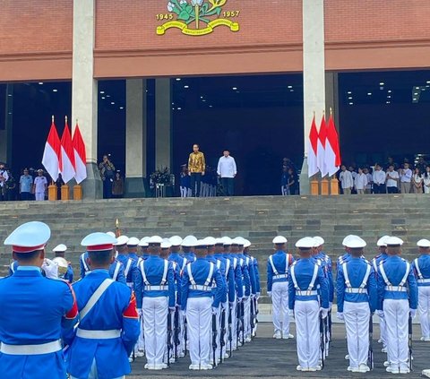 Hadapi Disrupsi Teknologi, Jokowi Minta Akmil Kuasai Sains hingga Engineering