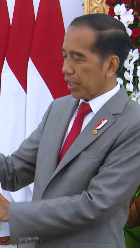 <br>Jokowi Ngaku Sering Diajak Kaesang Keliling Daerah