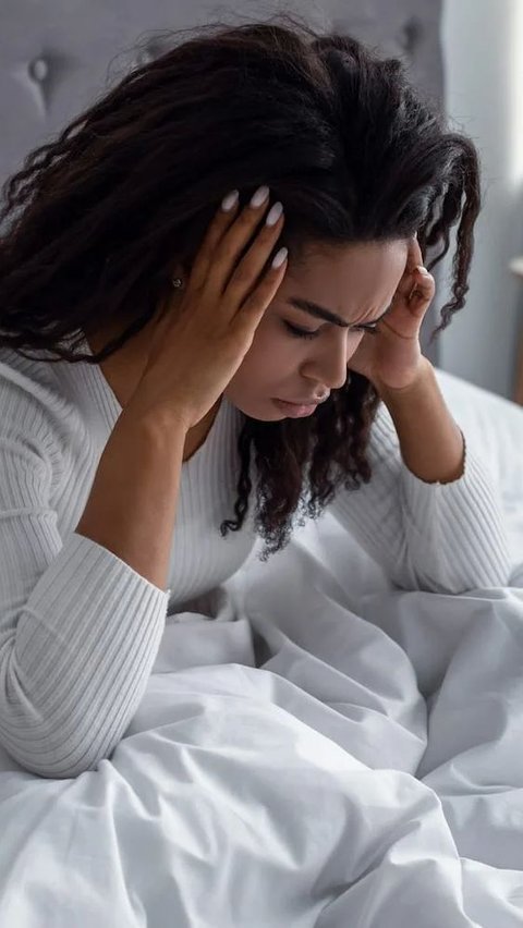 <b>Cara Mengatasi Sakit Kepala saat Bangun Tidur, Kenali Penyebabnya</b>
