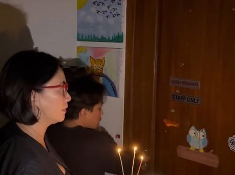 Makin Ganteng! Intip Potret Kejutan untuk Arka Asmara Anak Anjasmara dan Dian Nitami di Momen Ultah ke-18