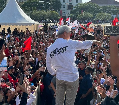 Respons Ganjar soal Pendukungnya Disebut Banyak Beralih ke Prabowo