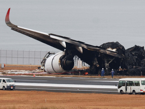 Ada Keajaiban! Begini Kronologi 367 Penumpang Japan Airlines Selamat Padahal Pesawatnya Habis Terbakar