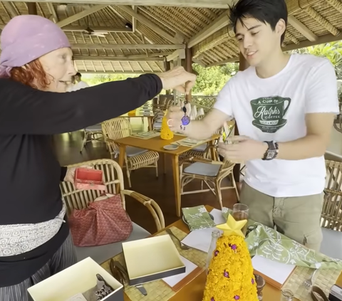 Hangat dan Akrab, ini 10 Momen Maxime Bouttier saat Bertemu dengan Ibunda Luna Maya di Bali