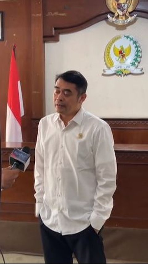 Sosok Arya Wedakarna, Anggota DPD Ngamuk Gara-Gara Frontliner Bandara Ngurah Rai Pakai Penutup Kepala