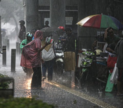 Hujan di Jakarta Merata Sejak Pagi Hari Ini, Bagini Penjelasan BMKG