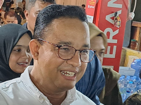 Anies Janji Bangun Stadion Berstandar FIFA di Sumbar