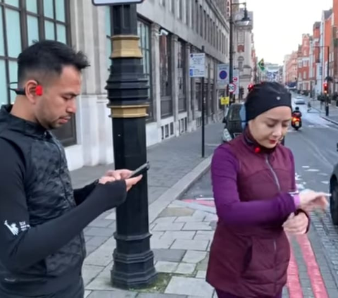 Momen Manis Nagita Slavina & Raffi Ahmad Lari Bareng di London, Rayyanza Bikin Salfok