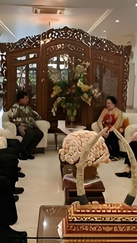 Potret Rumah Mewah 6 Pemimpin Partai Politik Indonesia, Megah Bak Istana<br>