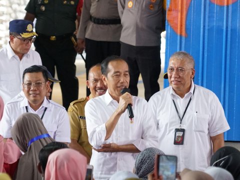 Bulog Bersama Presiden Jokowi dan Bapanas Luncurkan Bantuan Pangan 2024