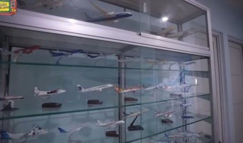 Koleksi Miniatur Pesawat