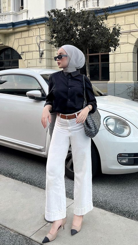 <br>Ide Outfit Classy Style dengan Kulot dan Kemeja Hitam<br>