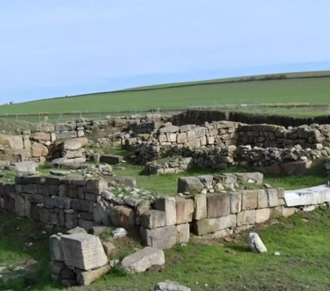 Ancient 2,800-Year-Old Advanced Medicine Factory Found Inside Ancient Temple