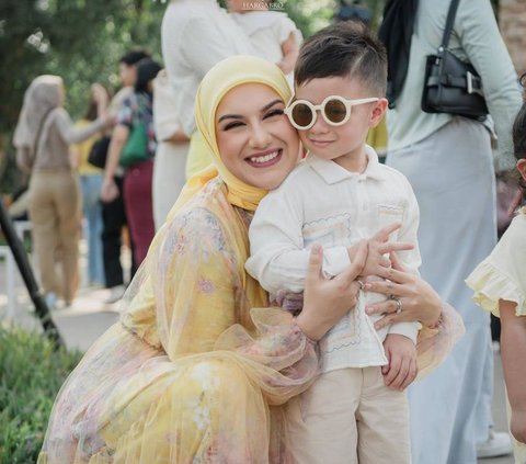 Potret Ganteng Air Rumi Anak Irish Bella Alami Tantrum Mendadak Hingga Dibawa ke Psikolog, Kenapa?