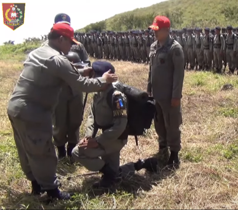 ⁠Di Gunung Keramat Tempat para Dewa ini Brimob Polri Mendapat Baret Biru, Zaman Kerajaan Tempat Mencari Kesaktian