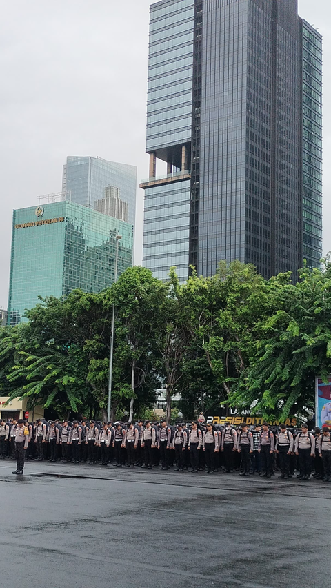 Wejangan Jenderal Bintang Satu di Polda Metro buat Barisan Pasukan Polisi Pengamanan TPS