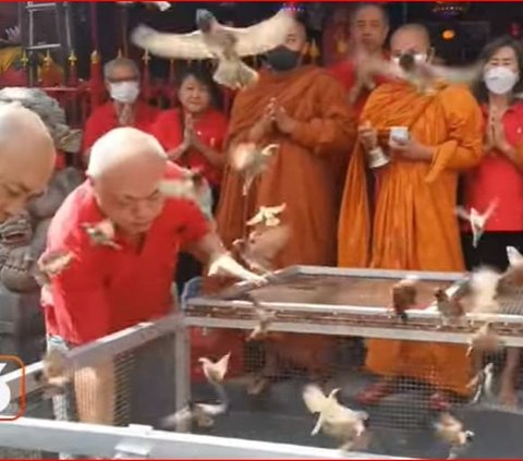 Digelar Setiap Jelang Tahun Baru Imlek, Begini Serunya Ritual Pao Oen di Kota Solo