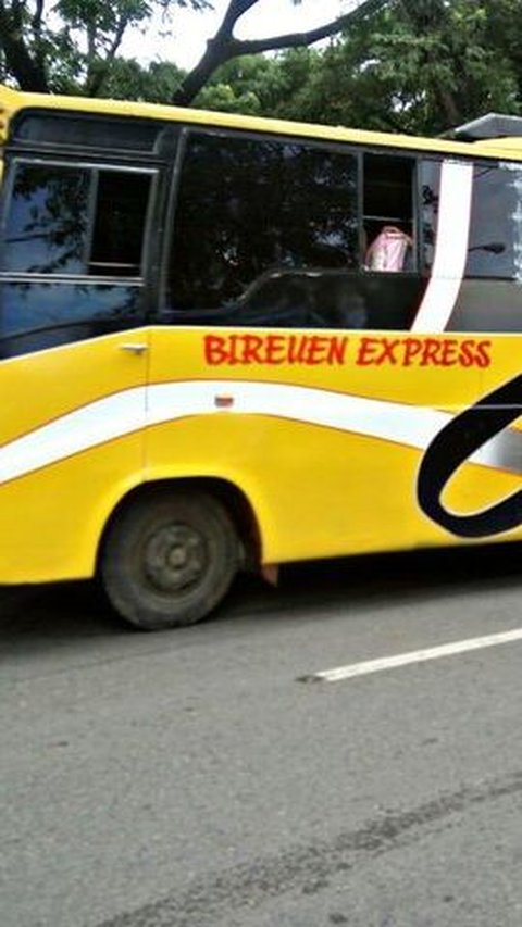 <b>Kilas Balik Bus Bireuen Ekspress, Jasa Transportasi Legendaris dari Kota Aceh</b>