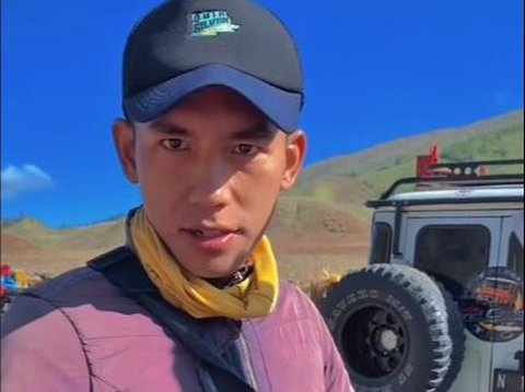 Pria Tampan Penjual Es Krim di Bromo Ini Parasnya Disebut Mirip Pangeran Brunei Mateen, Intip Potretnya