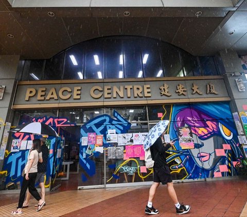 FOTO: Denyut Mal Terbengkalai di Singapura Hidup Kembali Berkat Seniman Grafiti