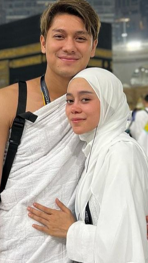 Potret Lesti Kejora dan Rizky Billar Sempat Berkunjung ke Al Ula Usai Umrah