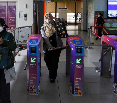 FOTO: Sukses Layani Jutaan Pengguna, LRT Jabodebek Jadi Objek Vital Nasional Perkeretaapian