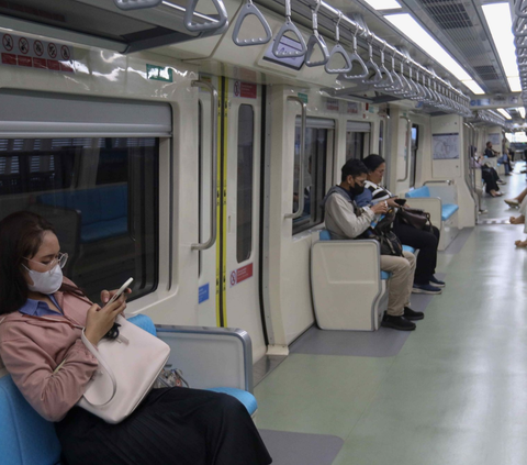 FOTO: Sukses Layani Jutaan Pengguna, LRT Jabodebek Jadi Objek Vital Nasional Perkeretaapian