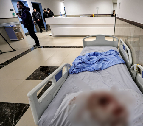 FOTO: Momen Pasukan Israel Menyamar Jadi Petugas Medis dan Tembak Mati Tiga Warga Palestina di RS Ibnu Sina Tepi Barat