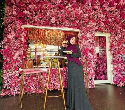 Didoakan Istiqomah, ini 10 Potret Cantik Zaskia Gotik dalam Balutan Busana Hijab Bikin Pangling