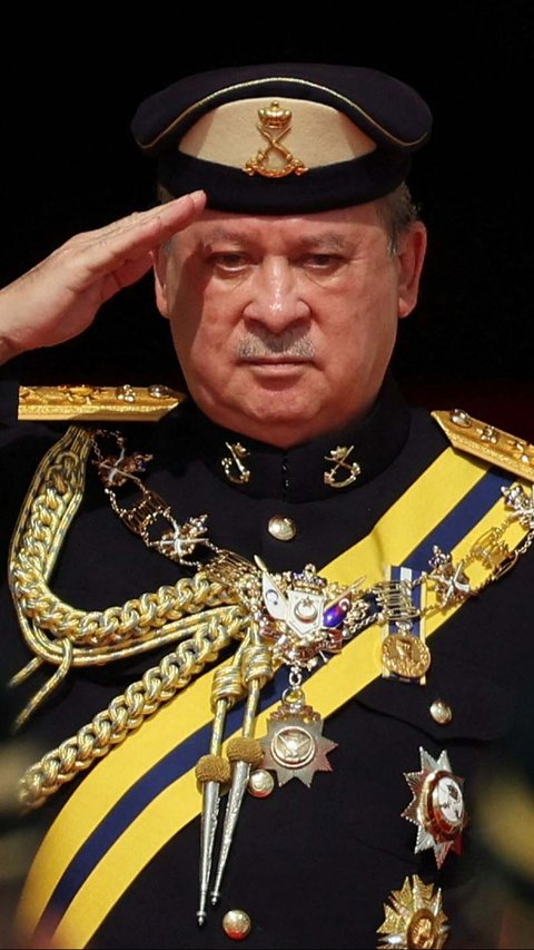 Sultan Ibrahim menjadi raja ke-17 Malaysia dan akan menggantikan Raja Al-Sultan Abdullah yang dimahkotai pada tahun 2019. Foto: REUTERS/Pool