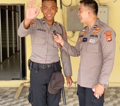 Polisi Ini Diuji Kesetiaannya dengan Pacar oleh Atasan, Aksinya Sukses Bikin Kekasih Klepek-klepek