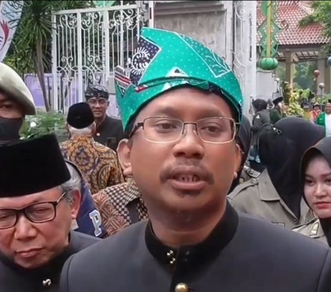 KPK Amankan 4 Koper Usai Geledah Rumah Dinas Bupati Sidoarjo Terkait Korupsi Dana Insentif