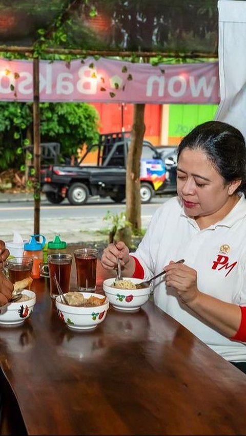 Puan Maharani dan Bambang Pacul Makan Bakso Bareng: Lapar, 3 Mangkok, 3 Gelas, 3 Saos