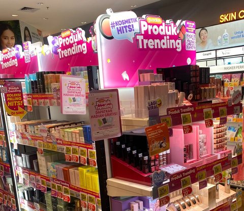 Increasingly Digital, Augmented Reality Technology Now Used for Shopping Beauty Products that are Trending