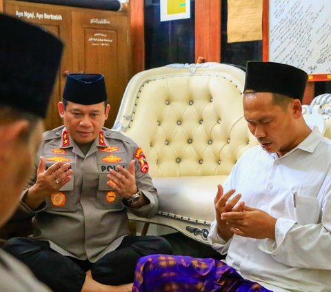 Dikunjungi Kaops NCS Polri, Gus Baha Doakan Pemilu 2024 Berlangsung Aman dan Damai