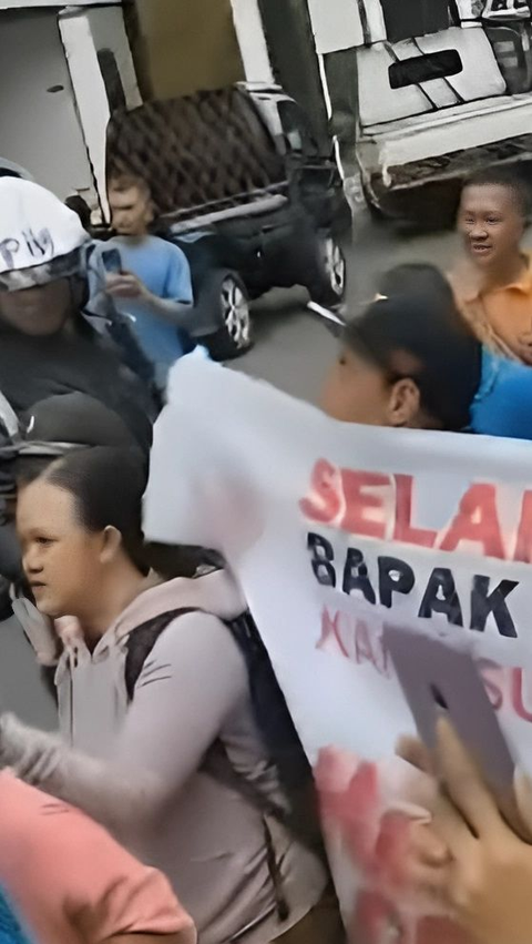 Viral Insiden Warga Bentangkan Spanduk saat Jokowi ke Yogyakarta, TPN Singgung Soal Netralitas