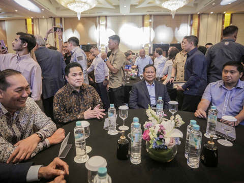 FOTO: Momen Prabowo Subianto Curhat Kapok Investasi saat Sampaikan Visi Misi di Forum Pasar Modal