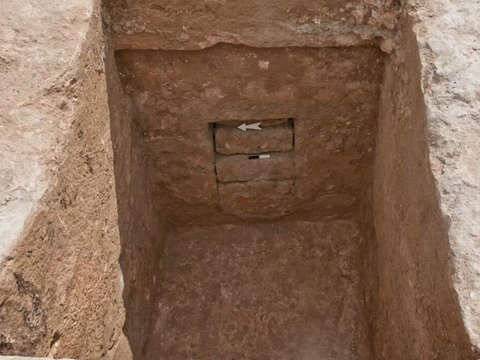 Discovery of Ancient Tomb Dating Back 2,300 Years, Believed to Belong to the Most Successful Military Leader in History