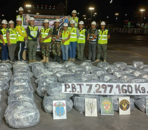 FOTO: Penampakan 7,2 Ton Narkotika Jenis Kokain yang Akan Dikirim ke Belgia Berhasil Diamankan Peru