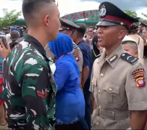 Tangis dan Haru, Momen Anggota TNI Tinju Perut Sang Adik Polisi Usai Pelantikan di SPN Polda Kalbar Singkawang