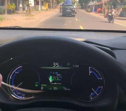 Tes Konsumsi BBM Innova Zenix Hybrid: 4 Hari Keliling Bali Tanpa Isi Bensin