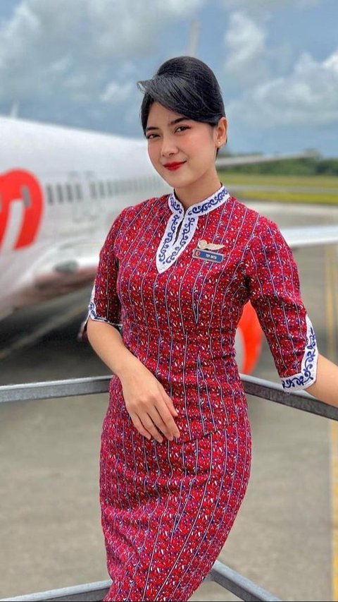 Portrait of the Uniform of Indonesian Airline Stewardess, Super Air Jet is the Most Different